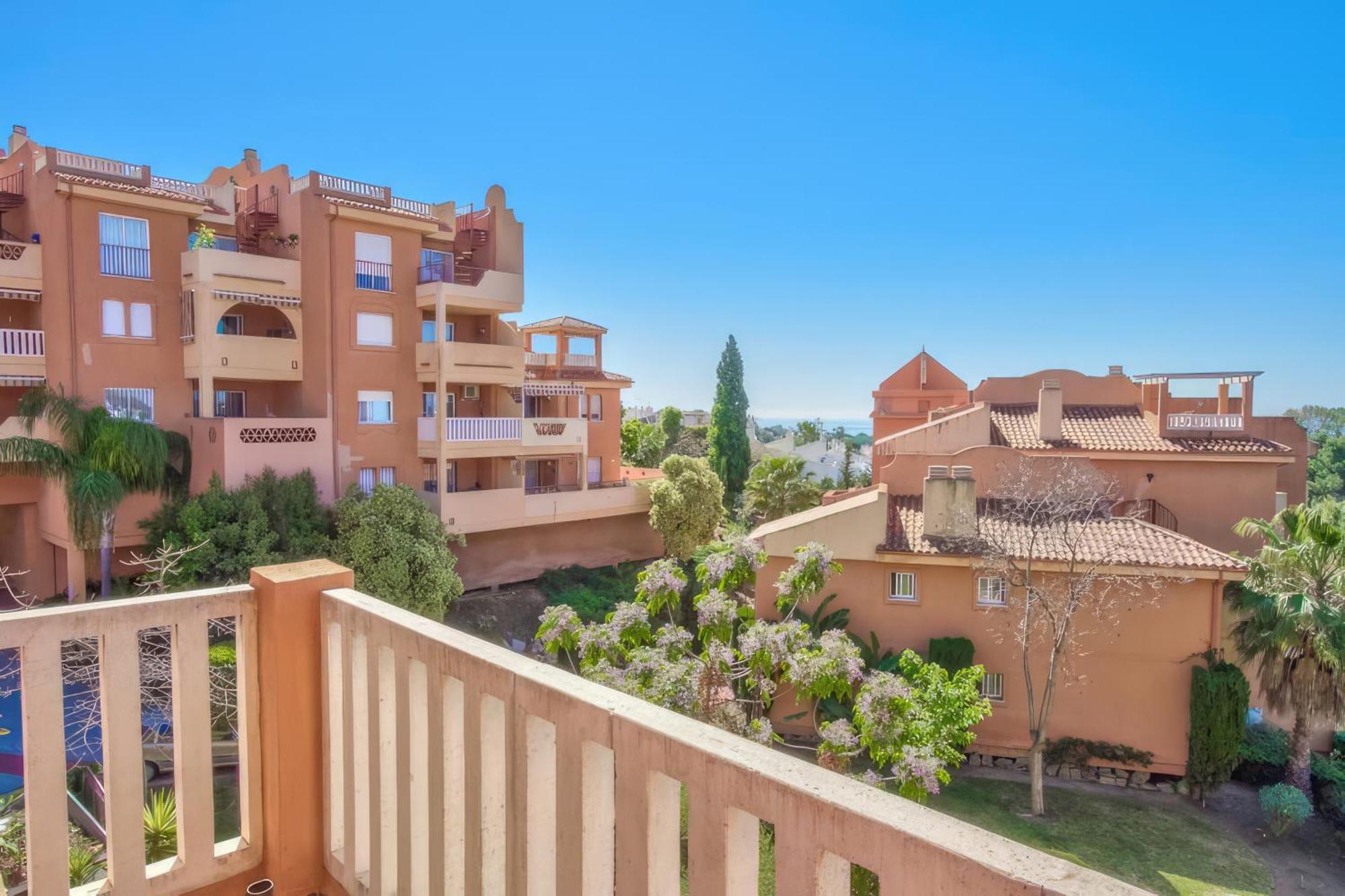 Precioso Atico Con Vistas Al Mar Apartemen Marbella